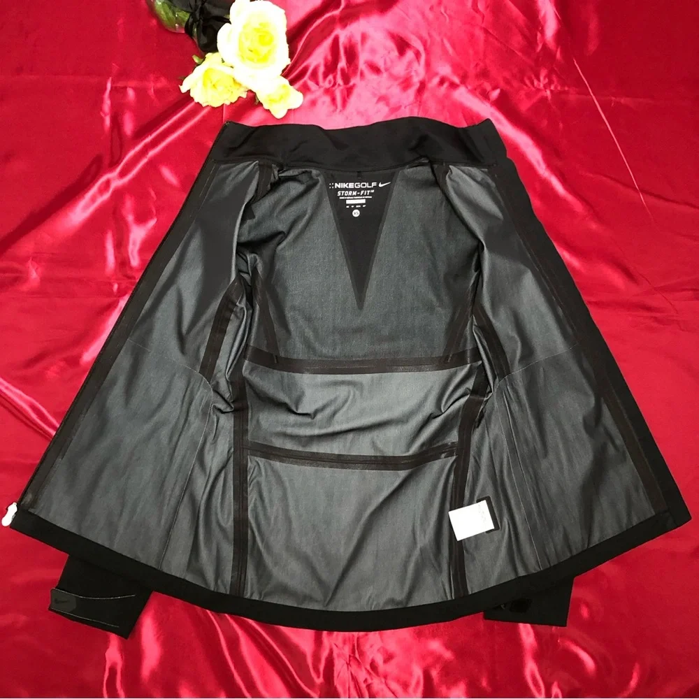 Nike Women Golf Storm Fit Jacket - Picture 10 of 13